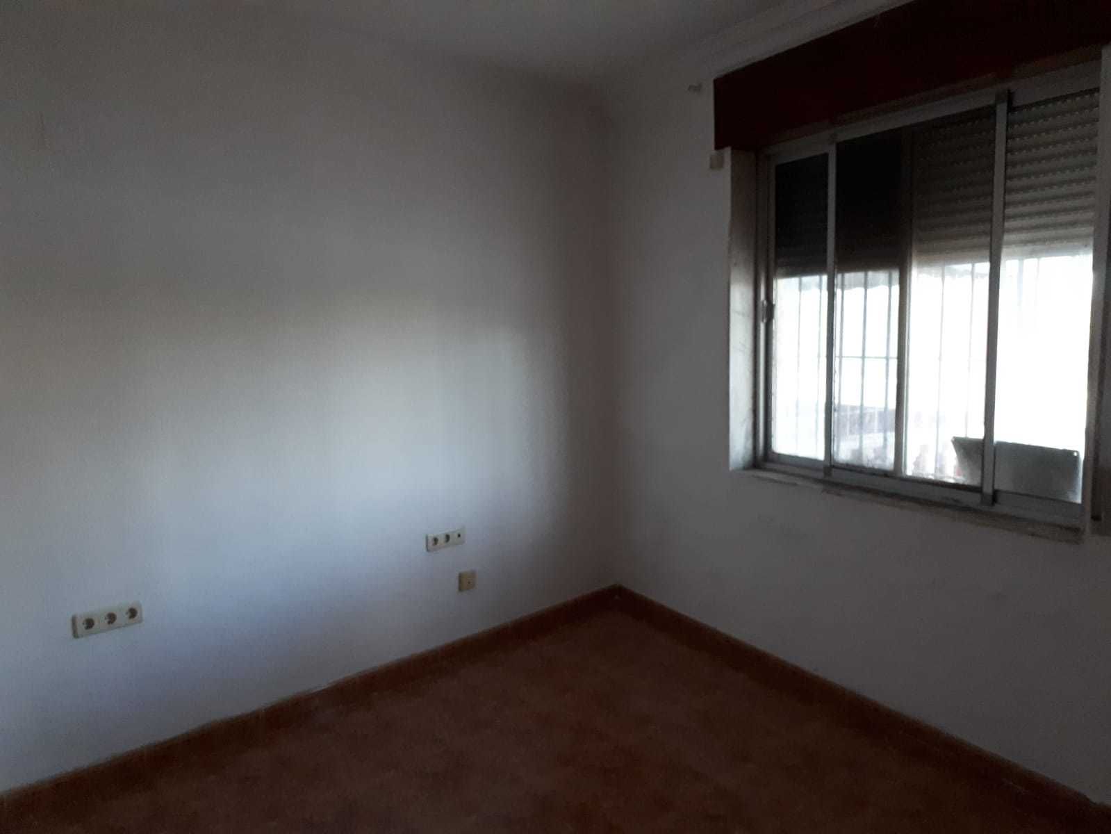Habitación de Casa adosada en venta en Orihuela