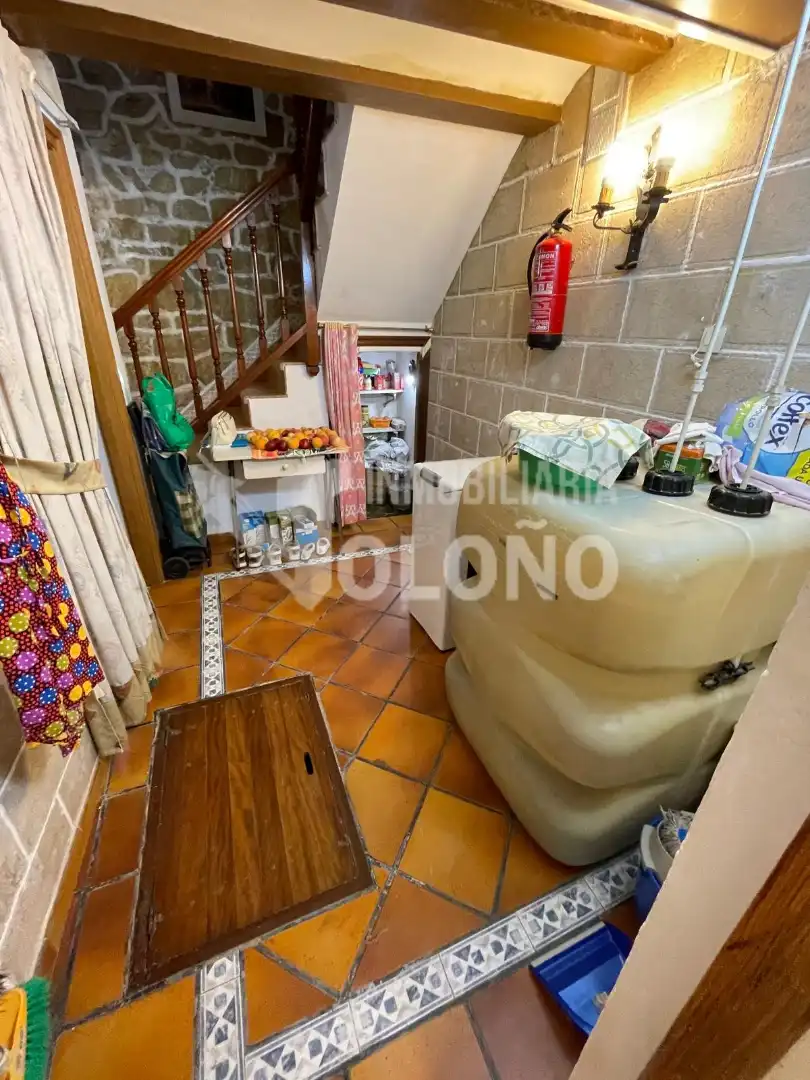 Casa o chalet en venta en Cuzcurrita de Río Tirón con Calefacción, Terraza y Amueblado