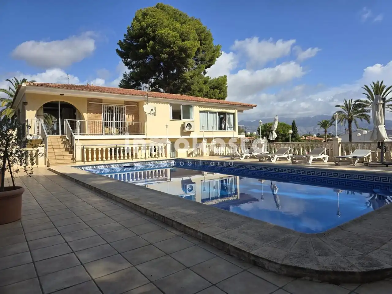 Exterior view of Houses for sale in L'Alfàs del Pi  with Air Conditioner, Heating and Private garden