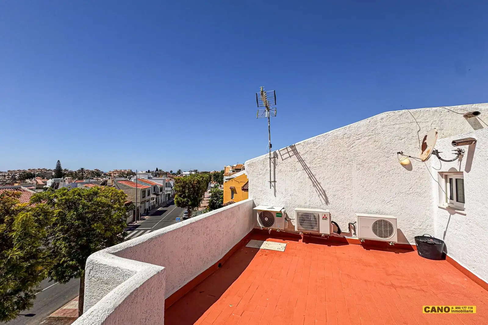 Terrace of Houses for sale in Roquetas de Mar  with Terrace, Storage room and Swimming Pool