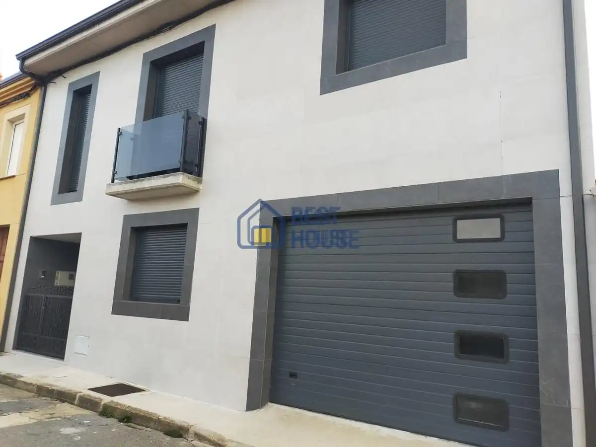 Casa en venta en Villaquilambre