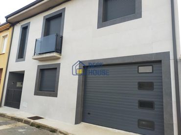 Casa in vendita a Villaquilambre