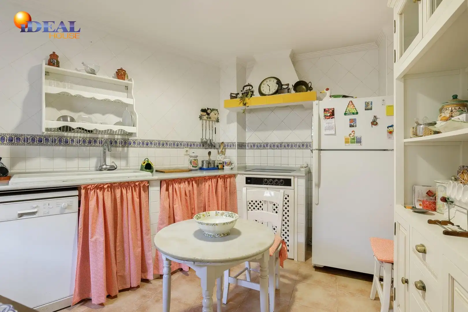 Semi-detached house with garden for sale in DEL CHAPIZ, imagen 7