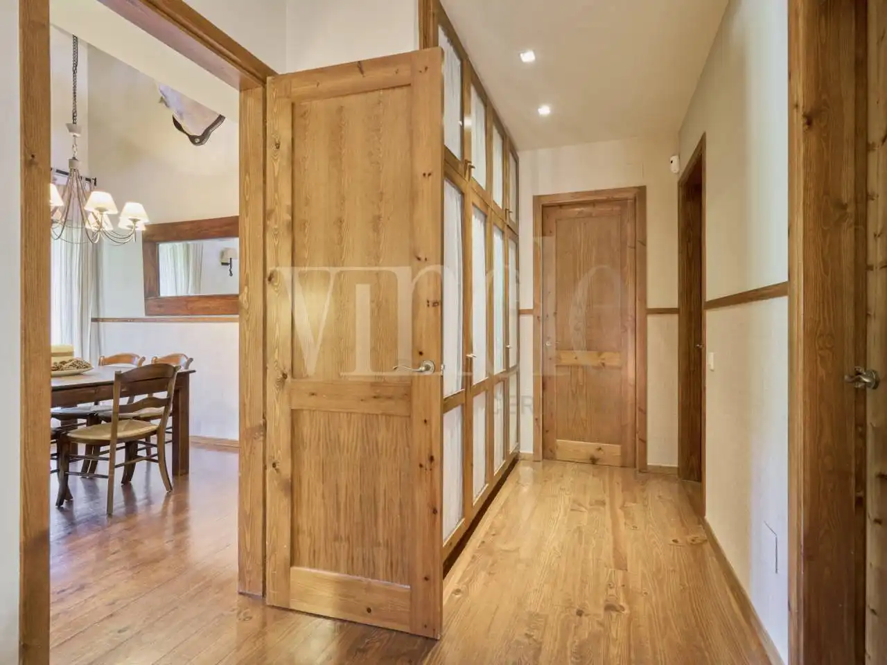 Duplexes for sale in Das