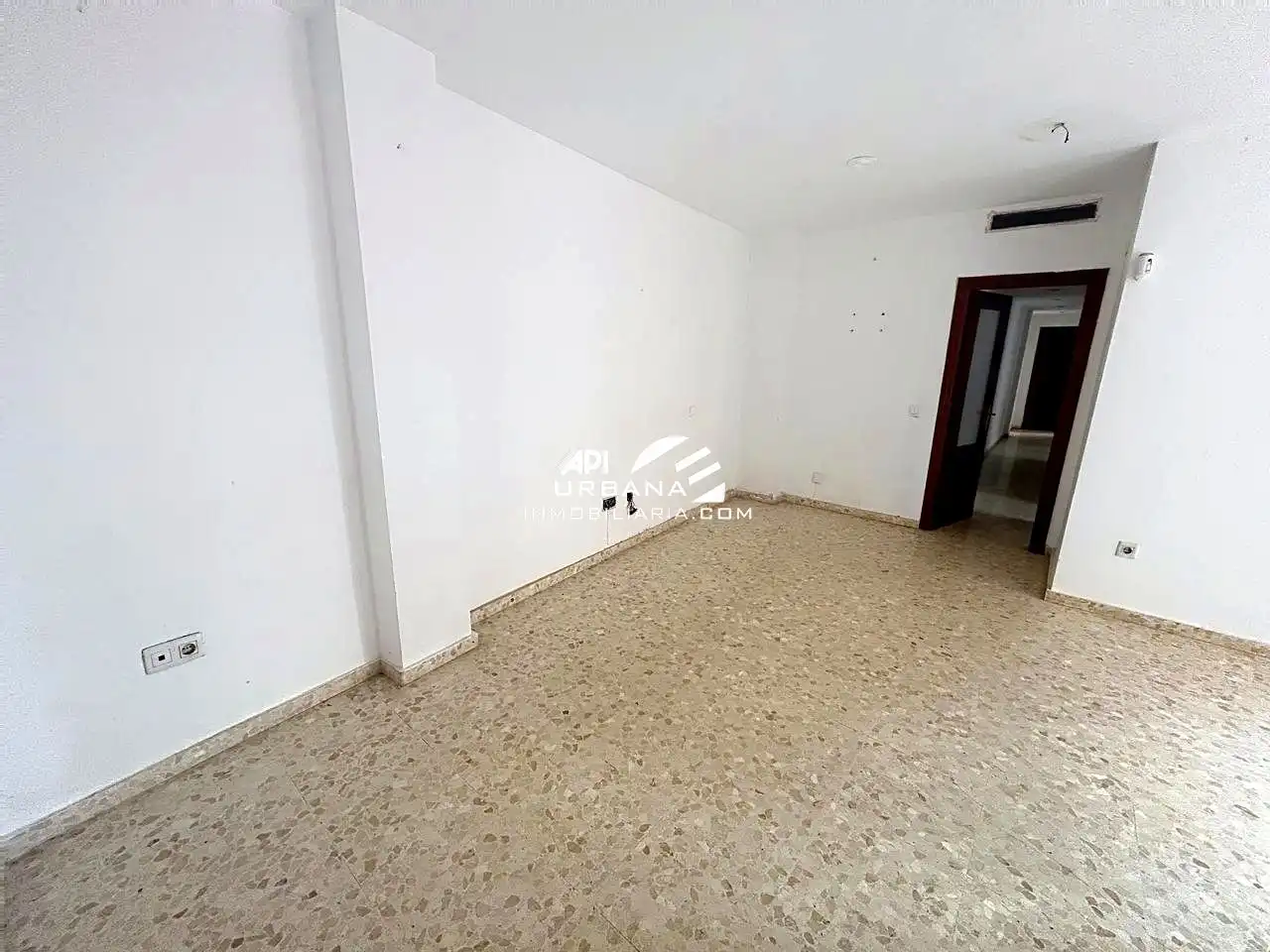 Planta baja en venta en Lucena con Trastero