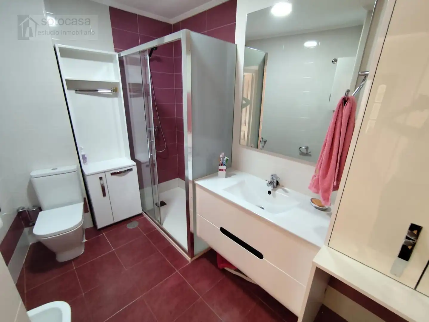 Bathroom of Attic for sale in Rondilla