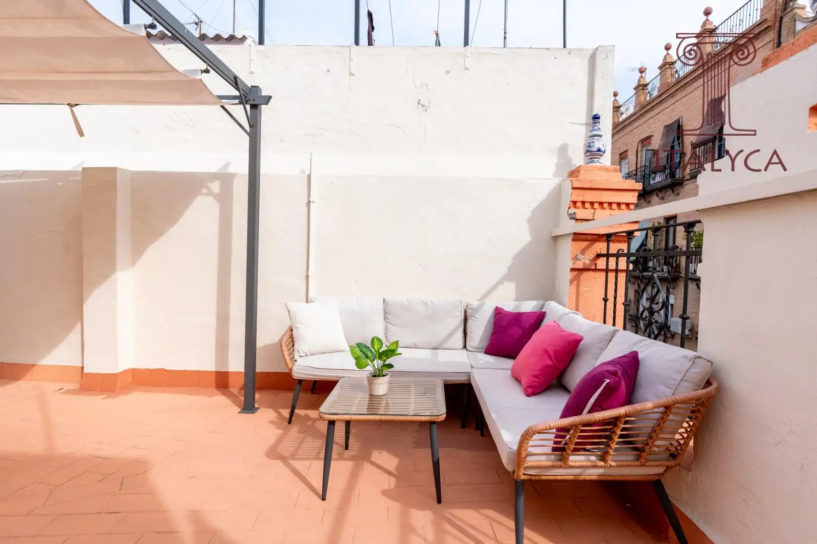 Terraza de Ático en venta en Sevilla con Aire acondicionado, Terraza y Amueblado
