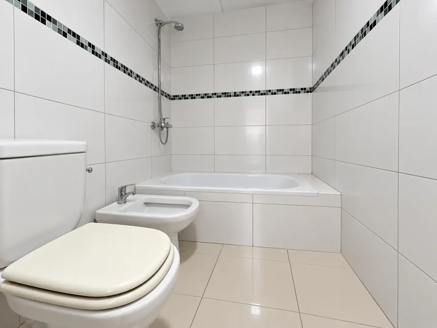 Piso con terraza en venta en Santa Susanna, imagen 13