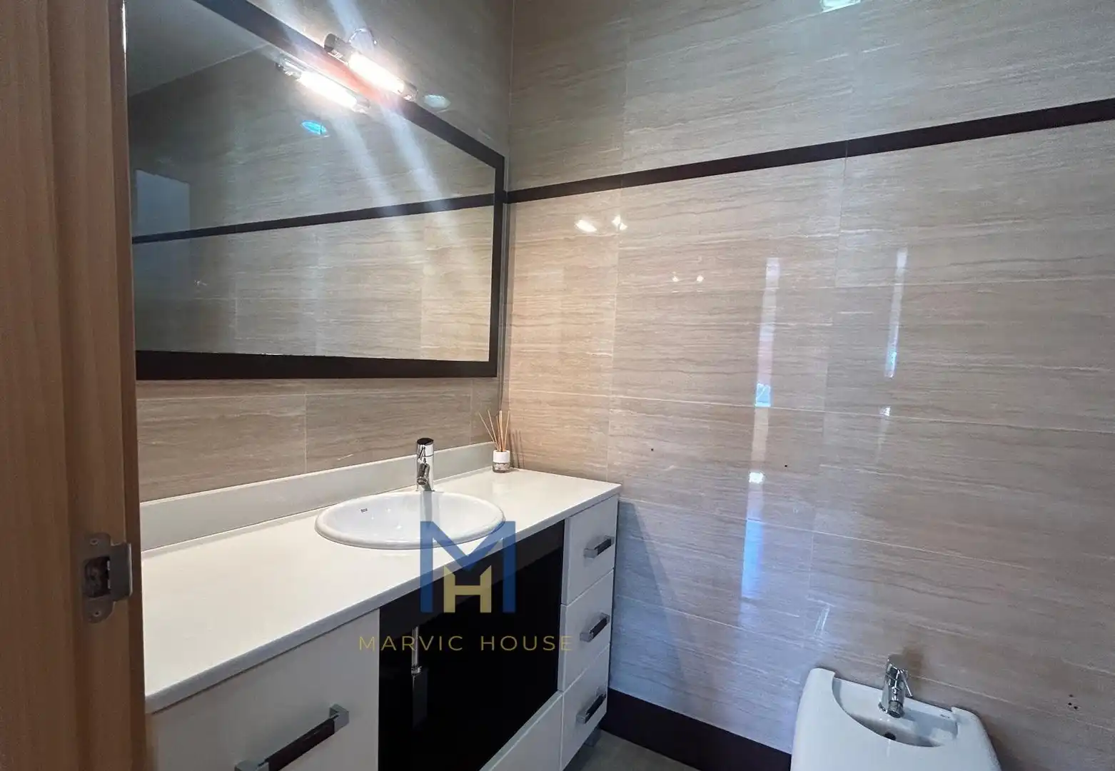 Baño de Piso en venta en Sabadell con Aire acondicionado, Calefacción y Parquet