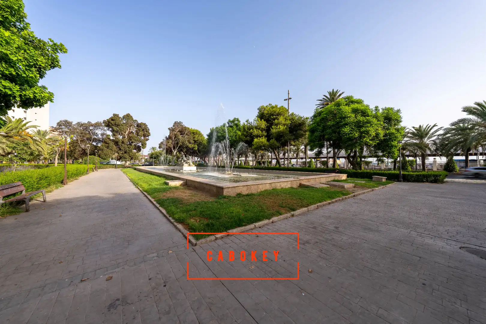 Vista exterior de Piso en venta en Almería con Parquet, Amueblado y Horno