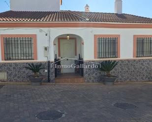 Vista exterior de Casa o xalet en venda en Totalán amb Aire condicionat i Terrassa