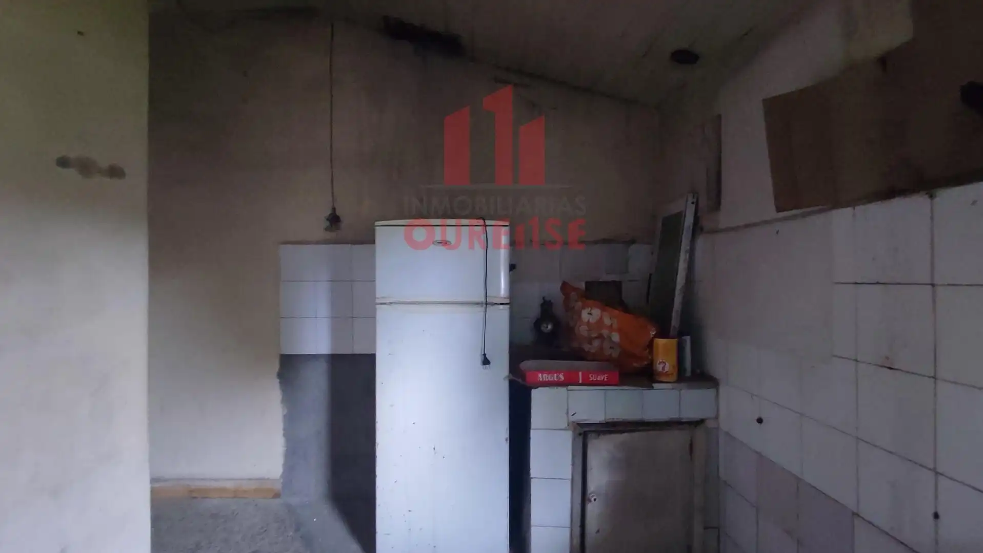 Kitchen of Houses for sale in Ourense Capital   with Private garden and Storage room