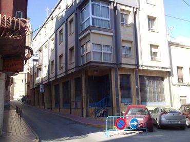 Local commercial à vendre à Calle LA IGLESIA ESQUINA MAESTRO D. JOAQUIN 21