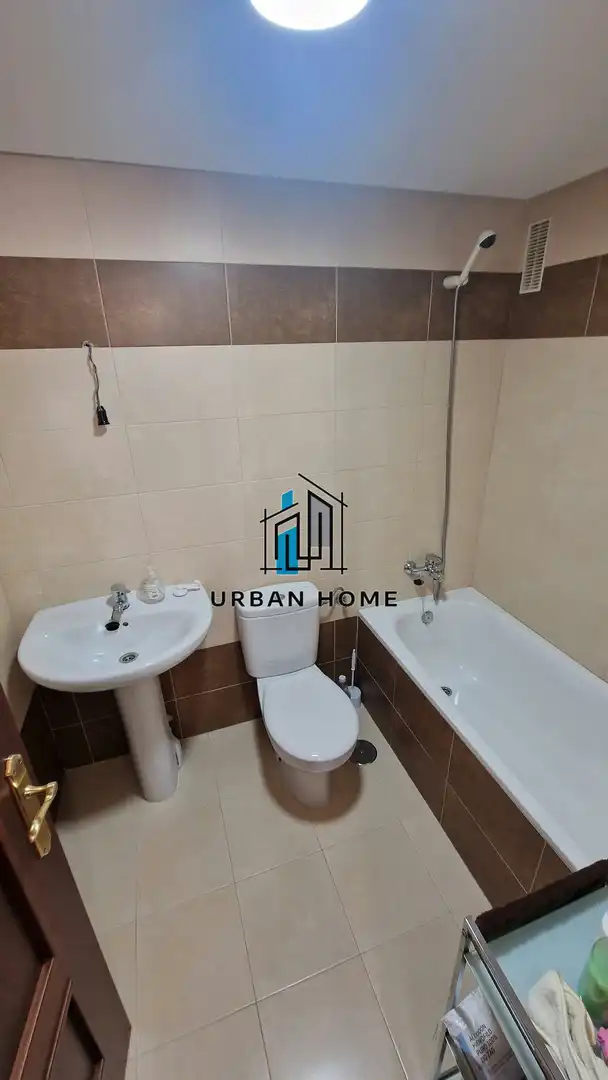 Bathroom of Flat for sale in Villaquilambre, León