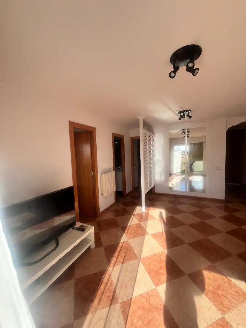 Wohnung zur Miete in La Pobla de Farnals mit Klimaanlage, Terrasse und Möbliert