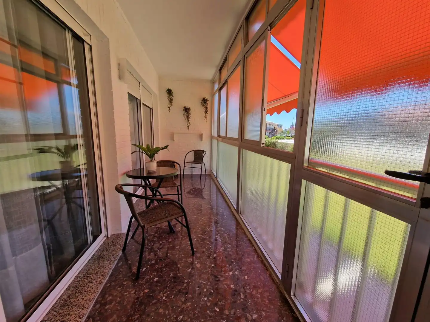 Terraza de Apartamento de alquiler en Roquetas de Mar con Amueblado, Balcón y Piscina comunitaria