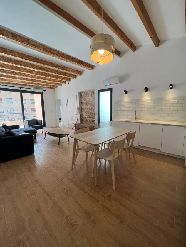 Sala d'estar de Apartament de lloguer en  Valencia Capital amb Aire condicionat, Calefacció i Terrassa