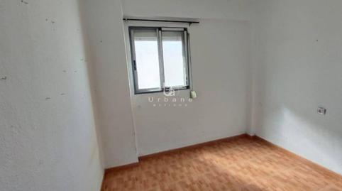 Foto 2 de Pis en venda a Calle Vicente Puchol, El Castellar i l'Oliverar,  Valencia Capital