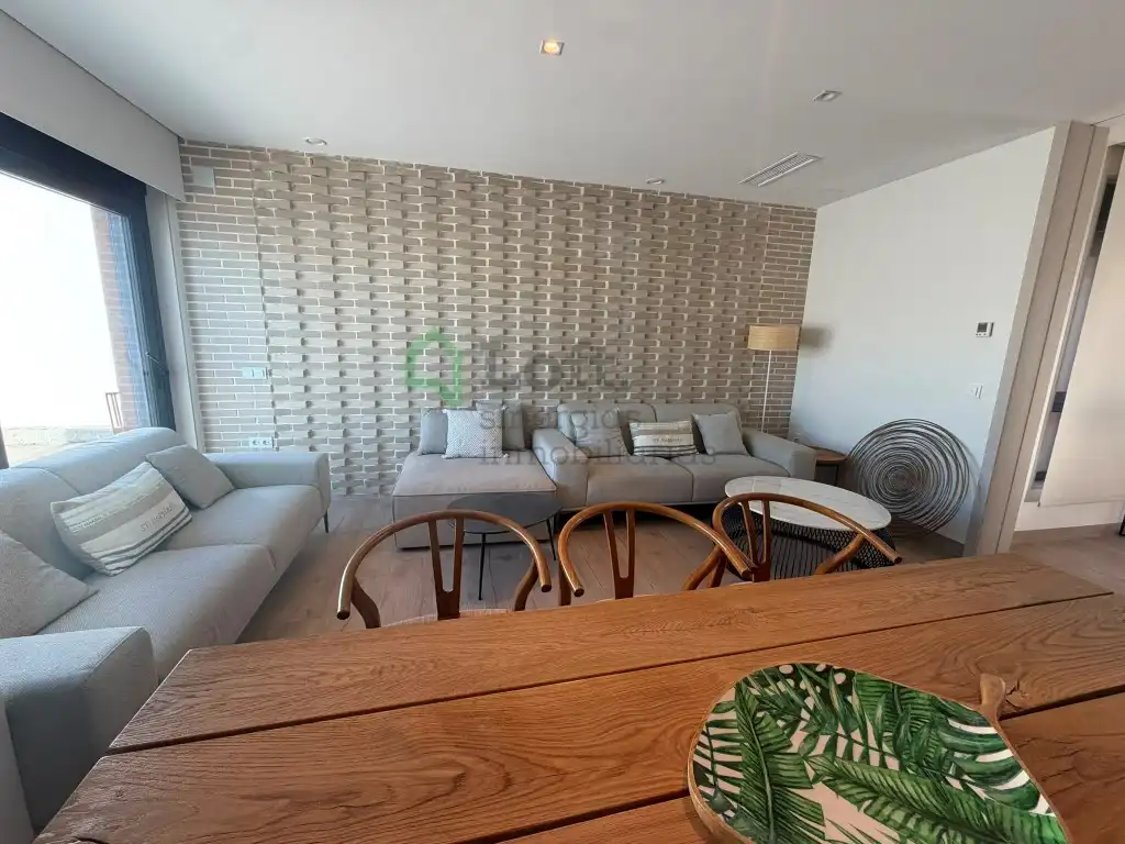 Sala d'estar de Casa o xalet en venda en Badajoz amb Terrassa, Piscina i Domòtica