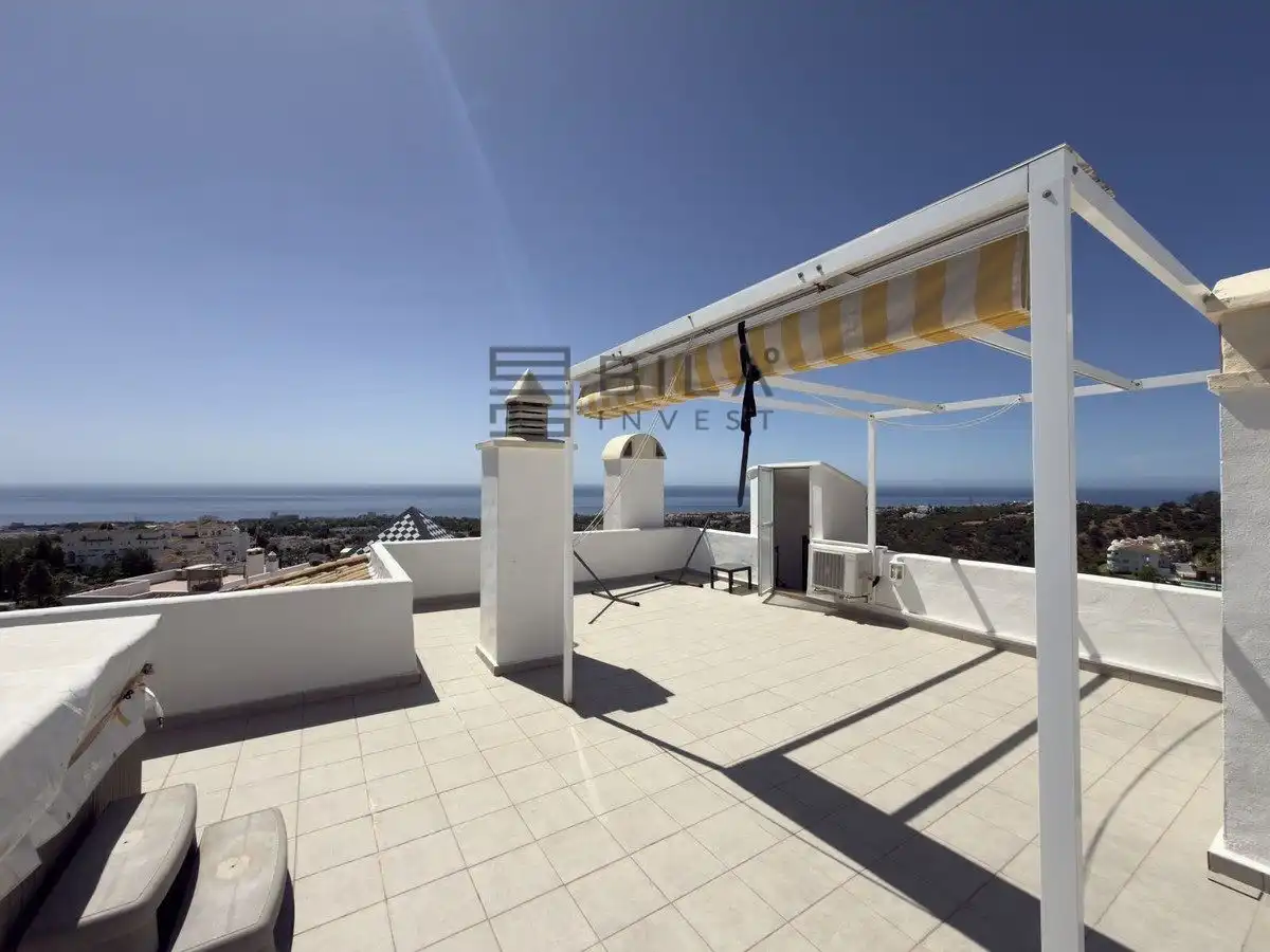 Attique avec piscine à vendre à Estrellas de Calahonda