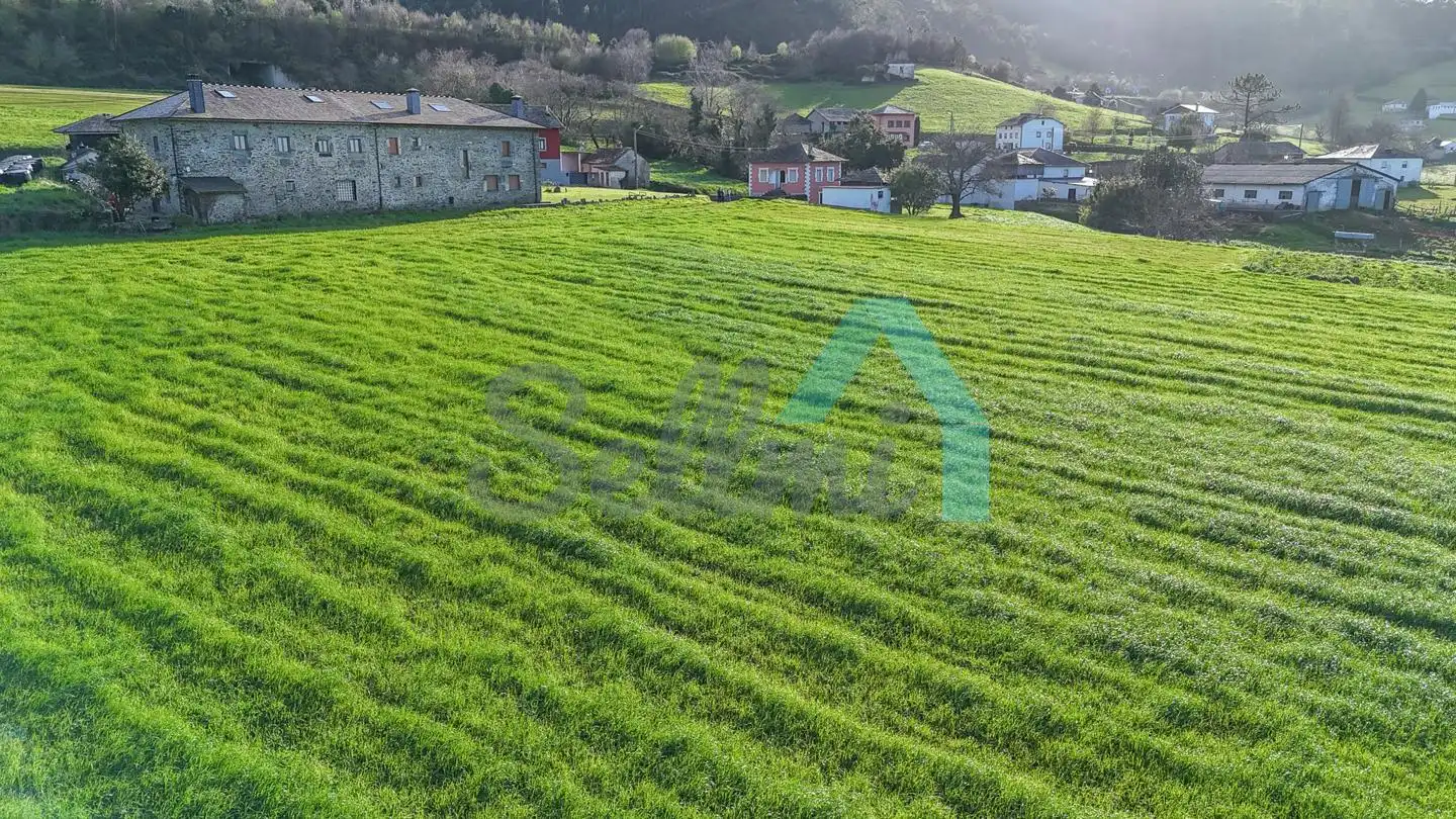 Residential for sale in Valdés - Luarca