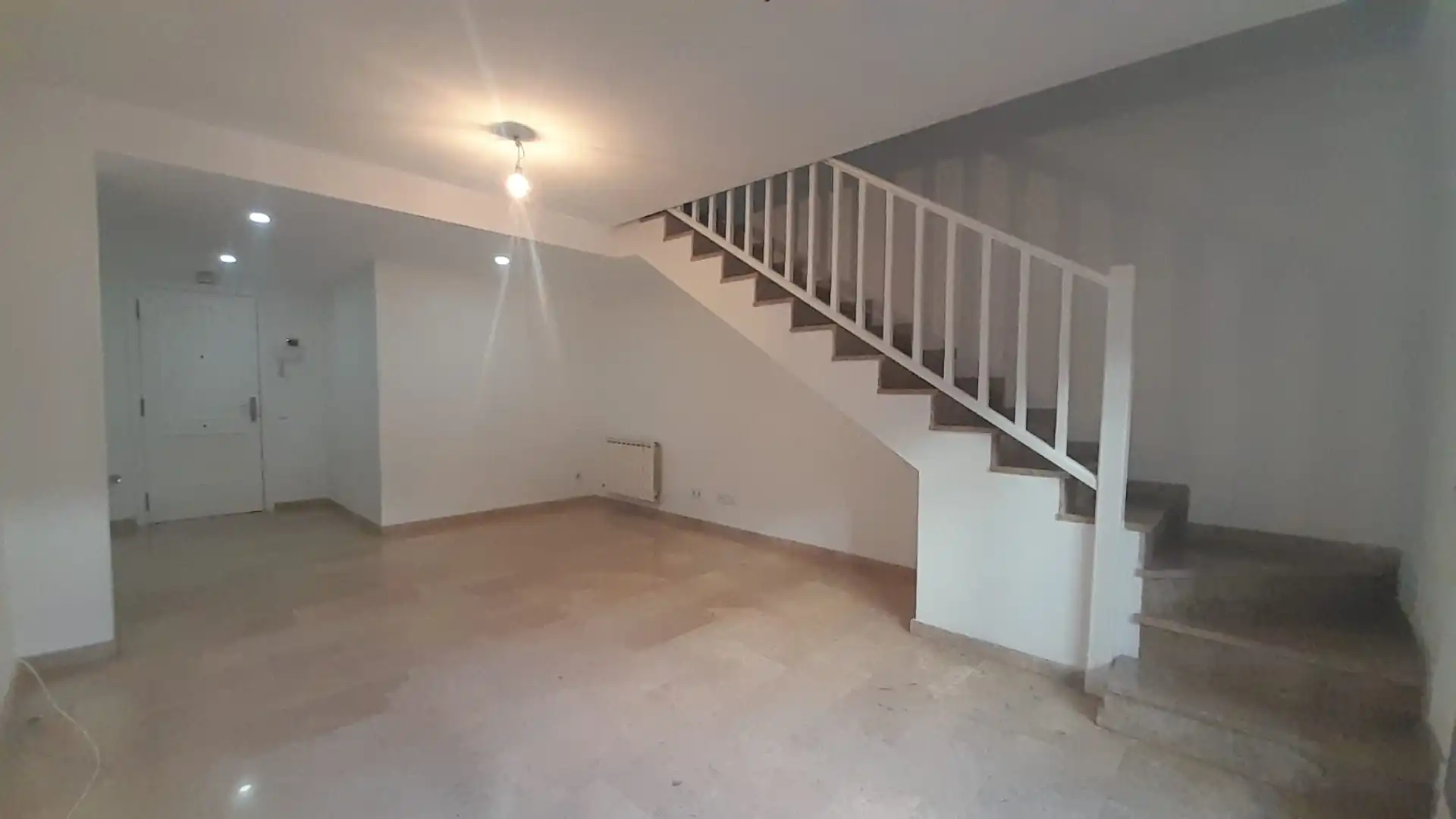 Dúplex en venta en Sant Boi de Llobregat con Calefacción