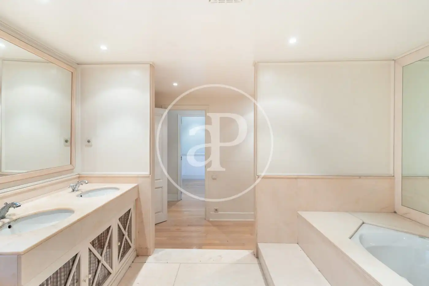 Wohnung zum Verkauf in Dreta de l'Eixample