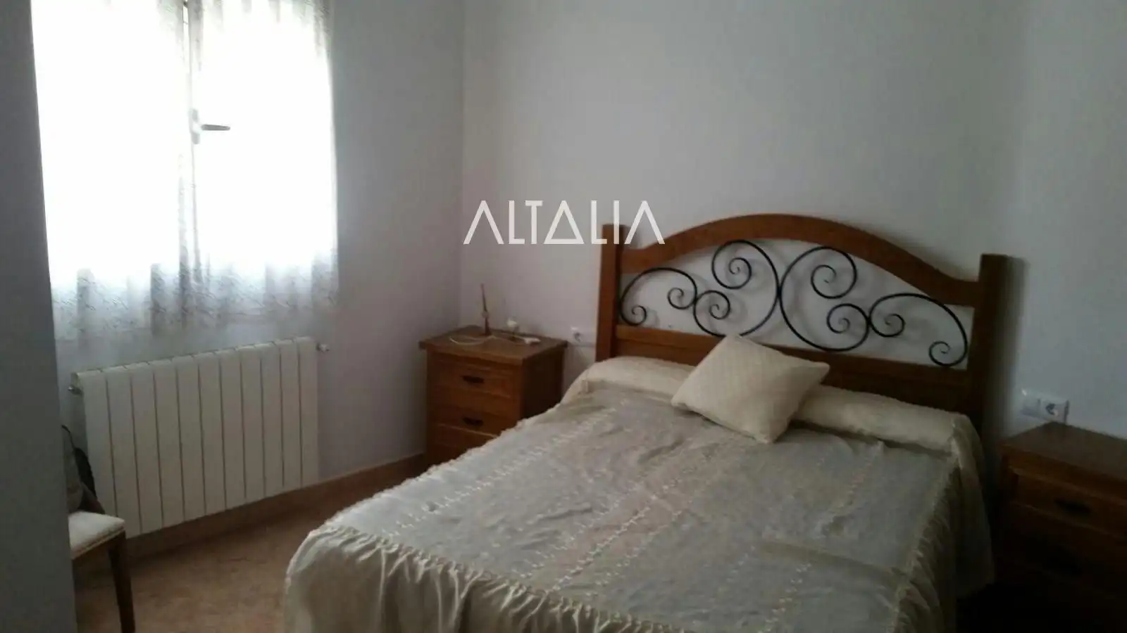 Dormitori de Casa o xalet en venda en Villanueva de Guadamejud amb Terrassa, Traster i Moblat