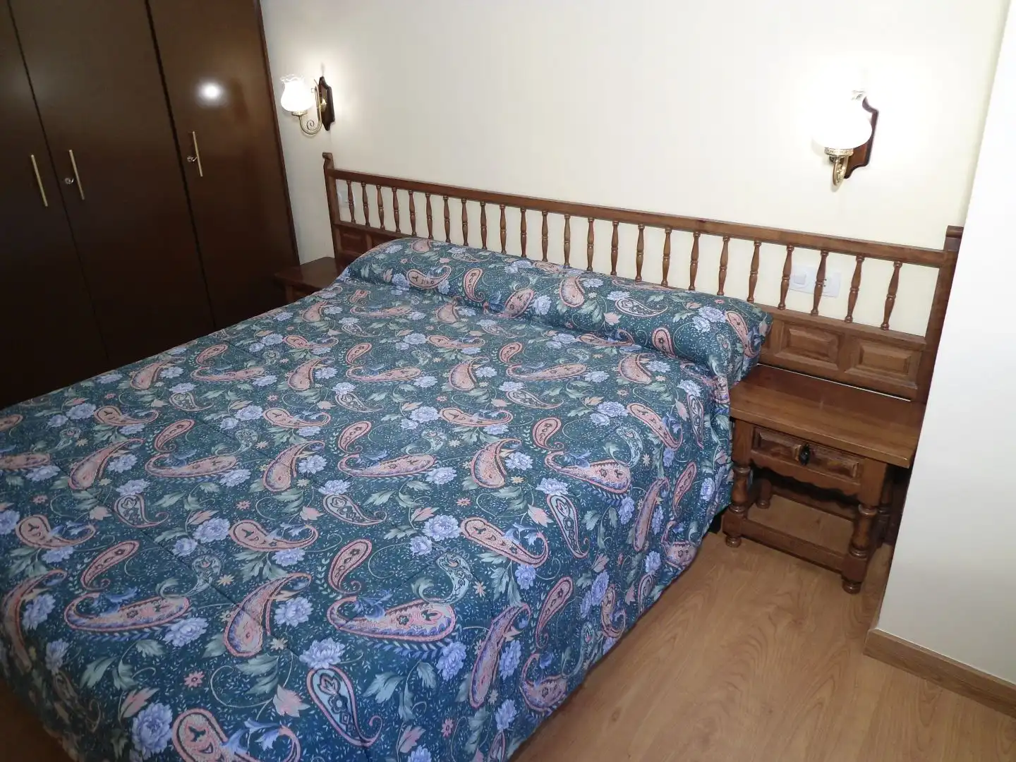 Flat with lift to rent in Carrer Font d'en Lleres 3