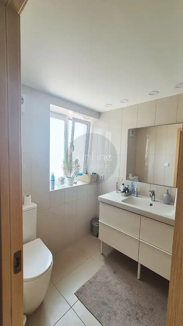 Bathroom of Houses for sale in L'Eliana  with Air Conditioner, Private garden and Terrace