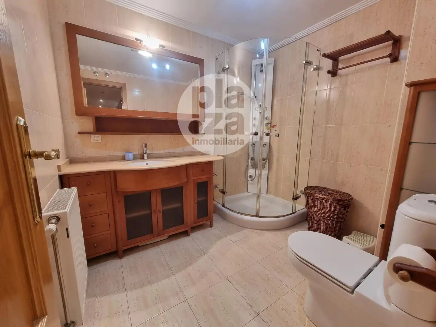 Bathroom of Flat for sale in Burgos  with Heating and Storage room