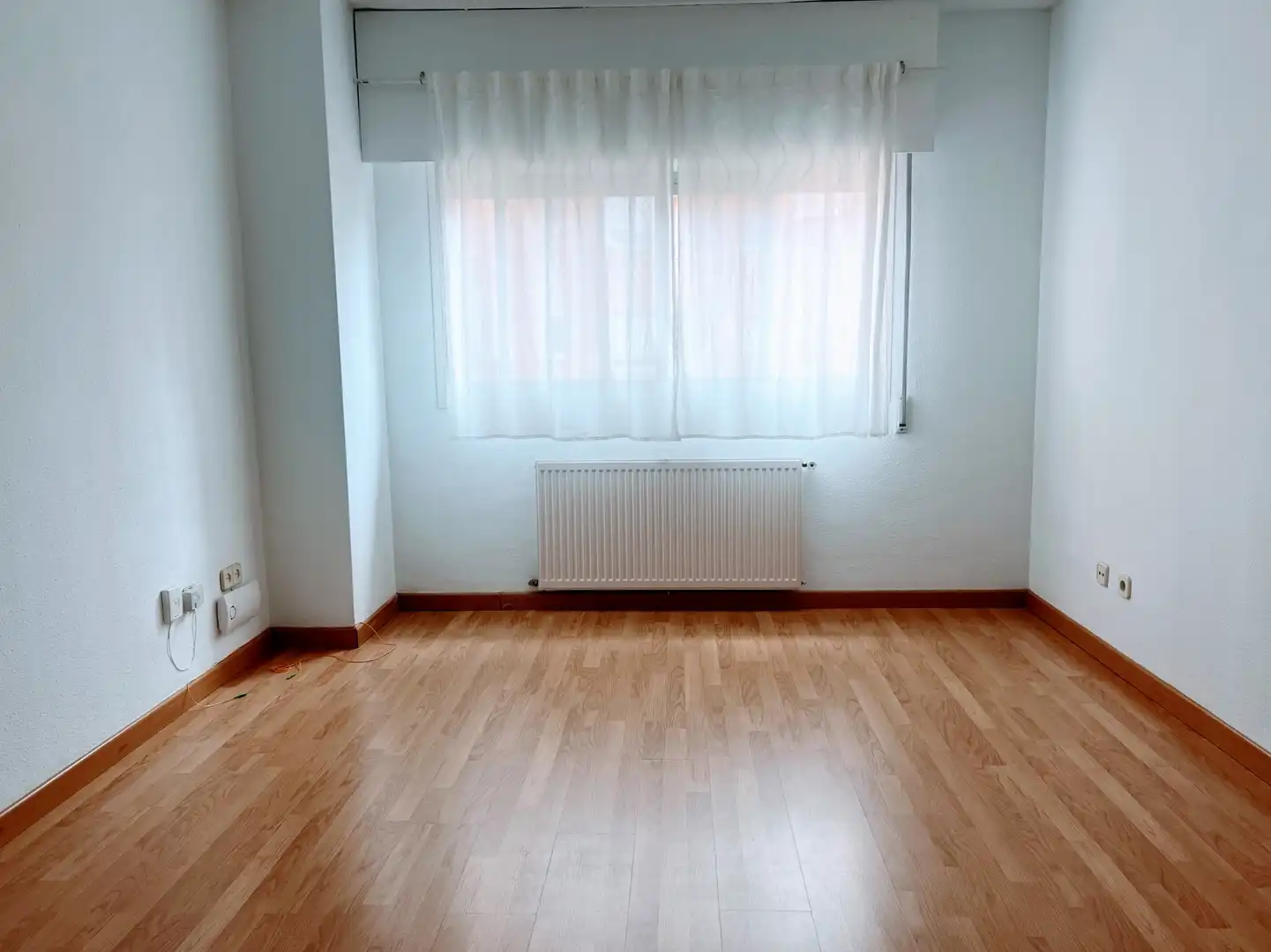 Habitación de Piso de alquiler en San Sebastián de los Reyes con Calefacción