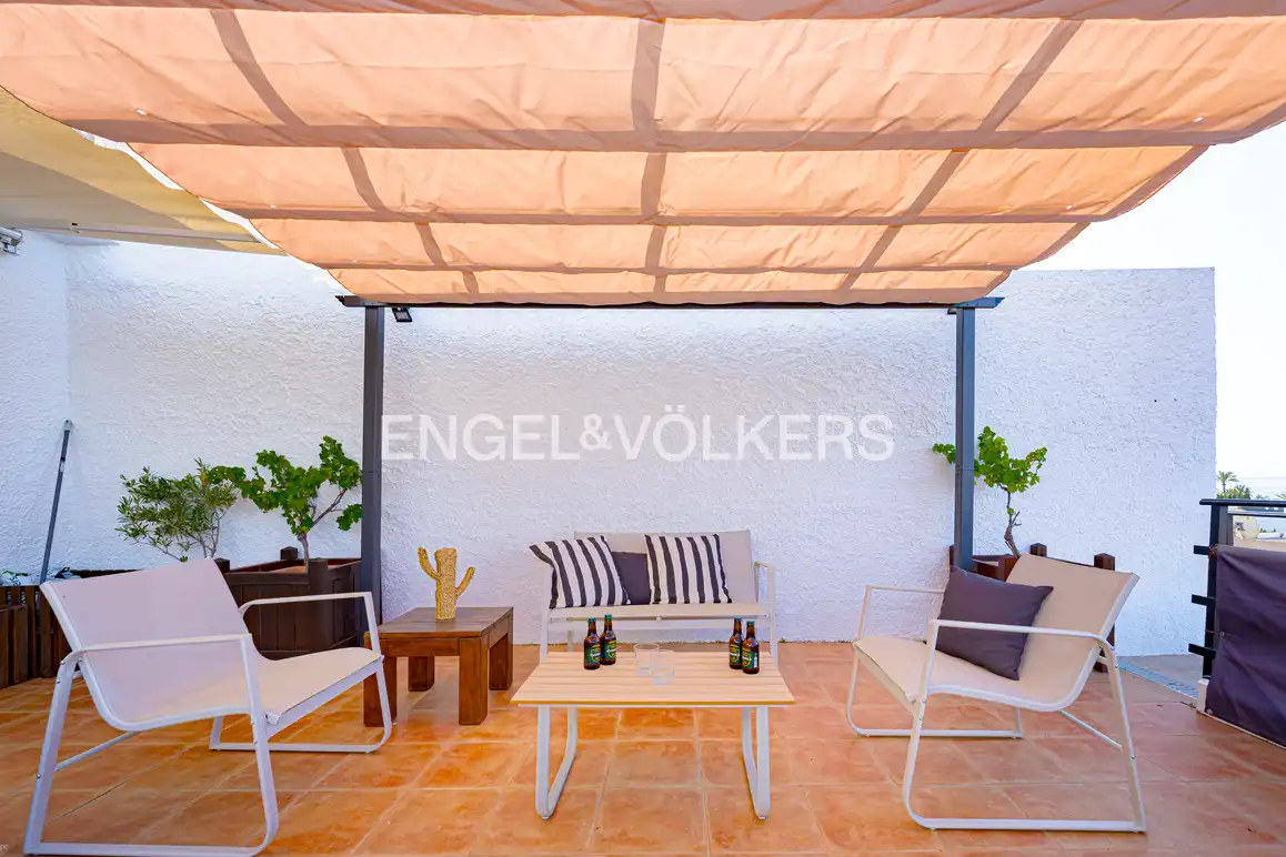 Casa adosada en venta en Calle Finlandia, 182, Poble Nou - Montiboli