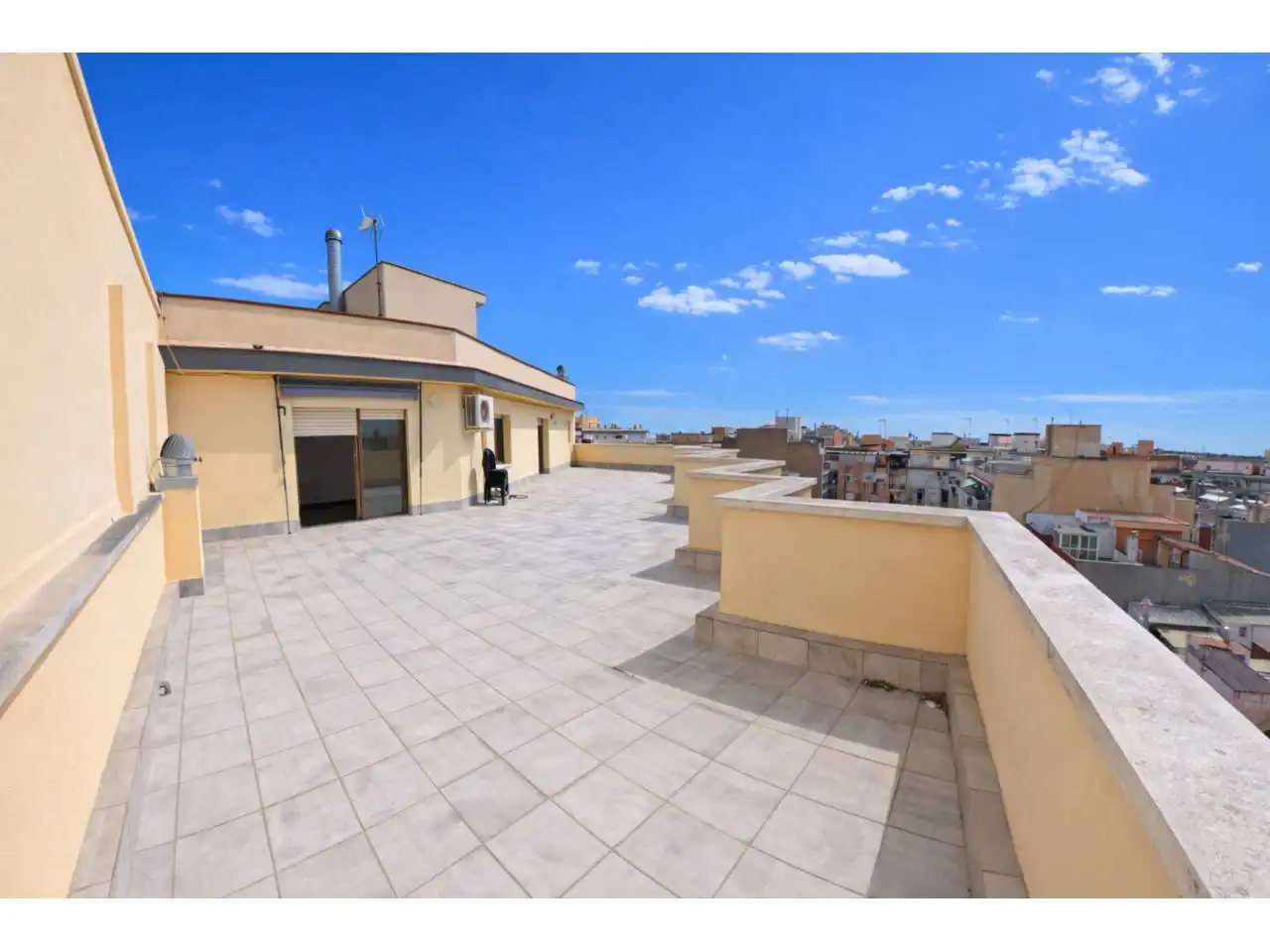 Terraza de Ático en venta en Castelldefels con Aire acondicionado, Calefacción y Parquet