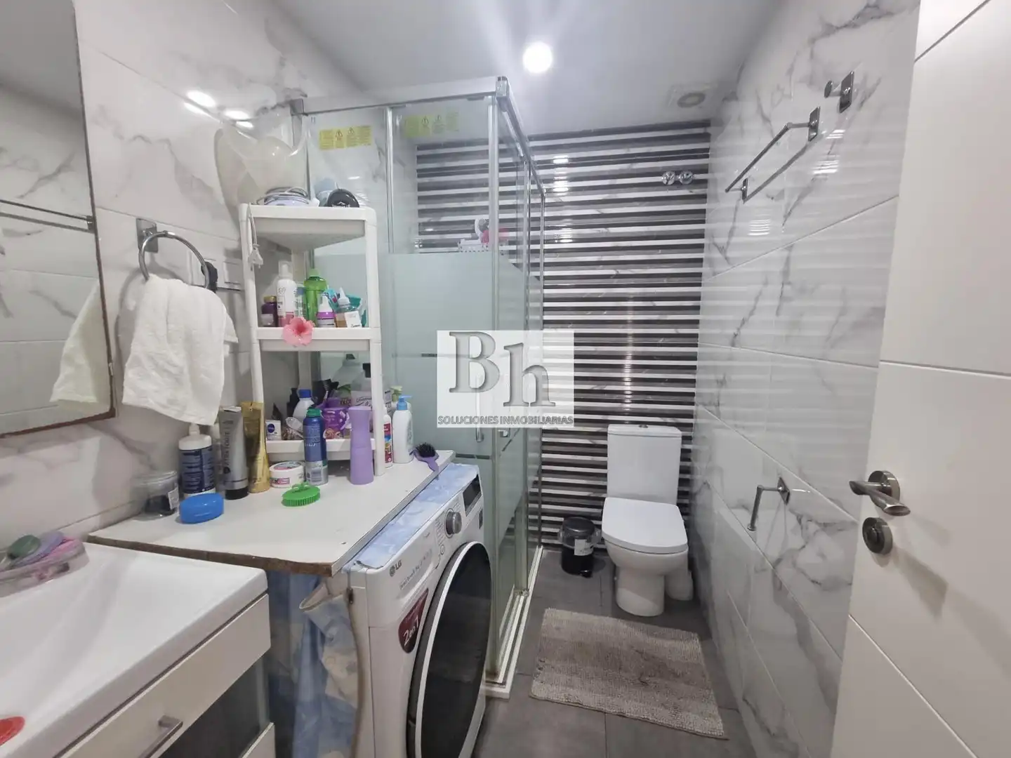 Baño de Piso en venta en Málaga con Aire acondicionado y Terraza