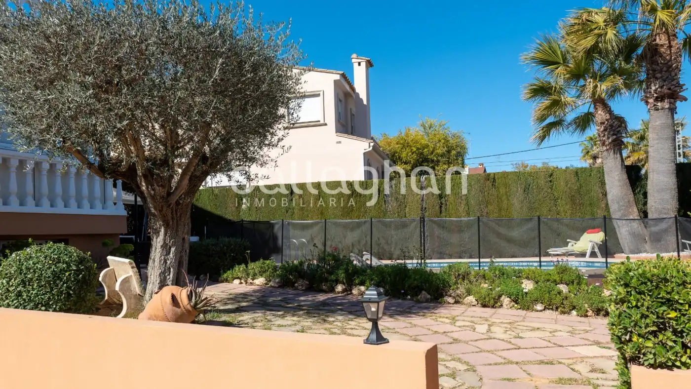 Jardín de Casa o chalet en venta en Paterna con Aire acondicionado, Calefacción y Jardín privado