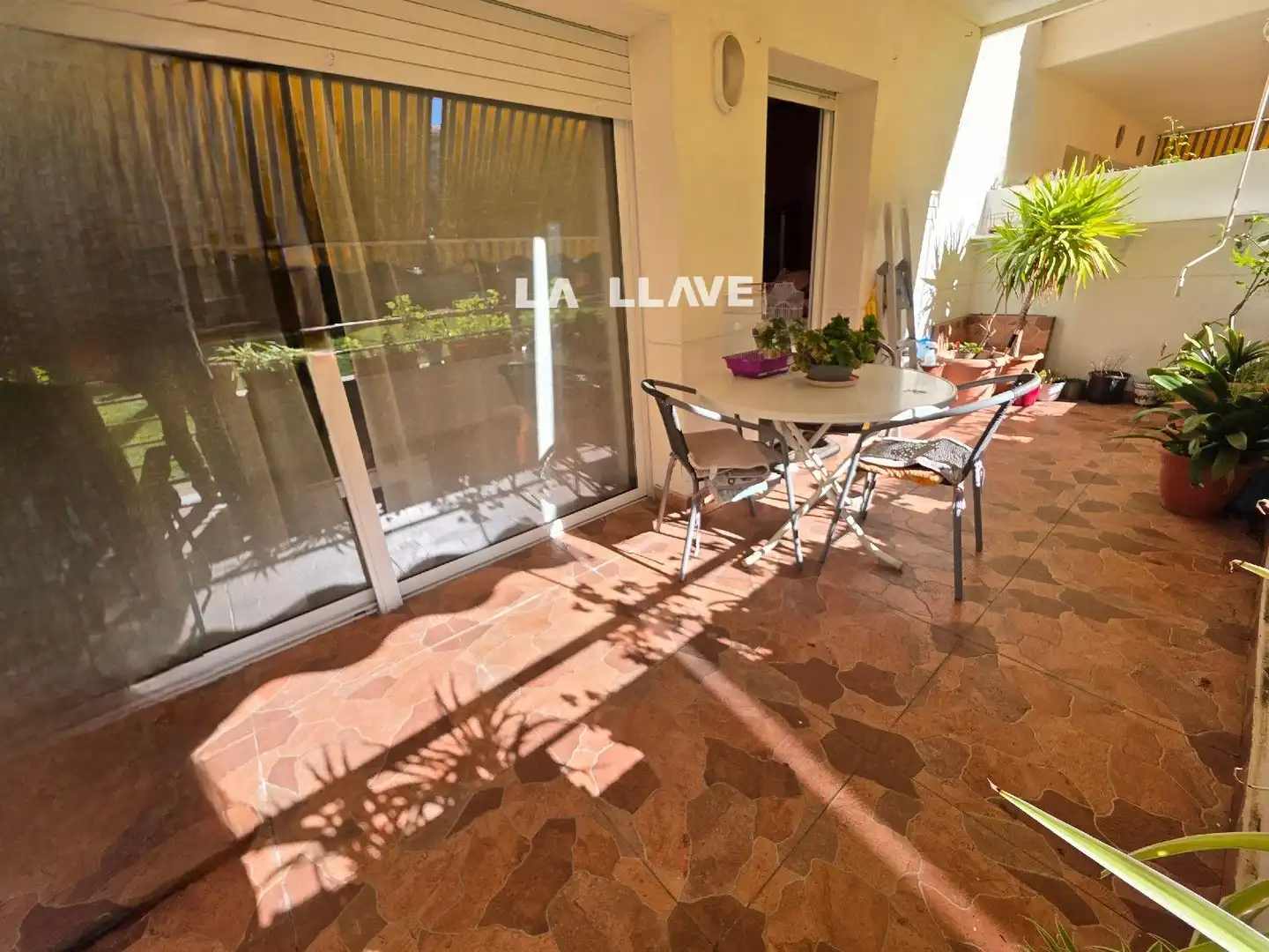 Terraza de Piso en venta en Blanes con Calefacción, Terraza y Amueblado