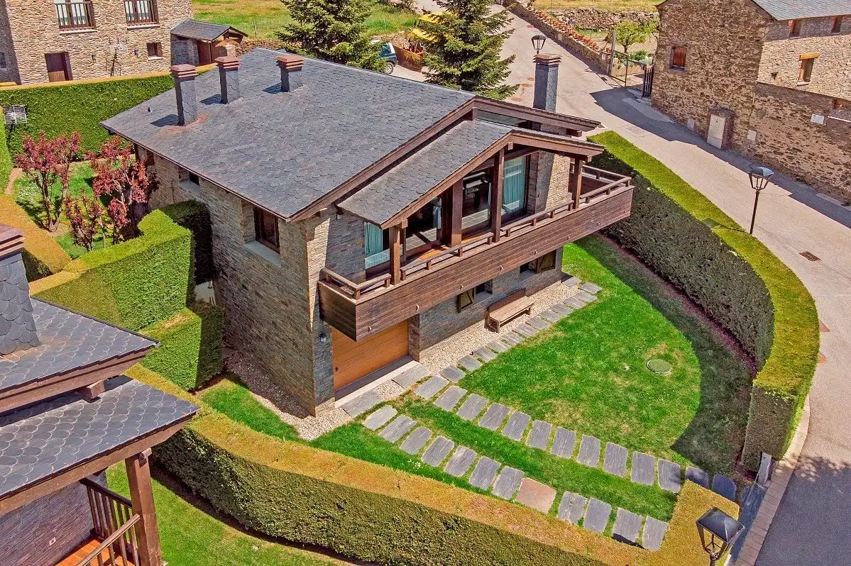 Vista exterior de Casa o chalet en venta en Bolvir