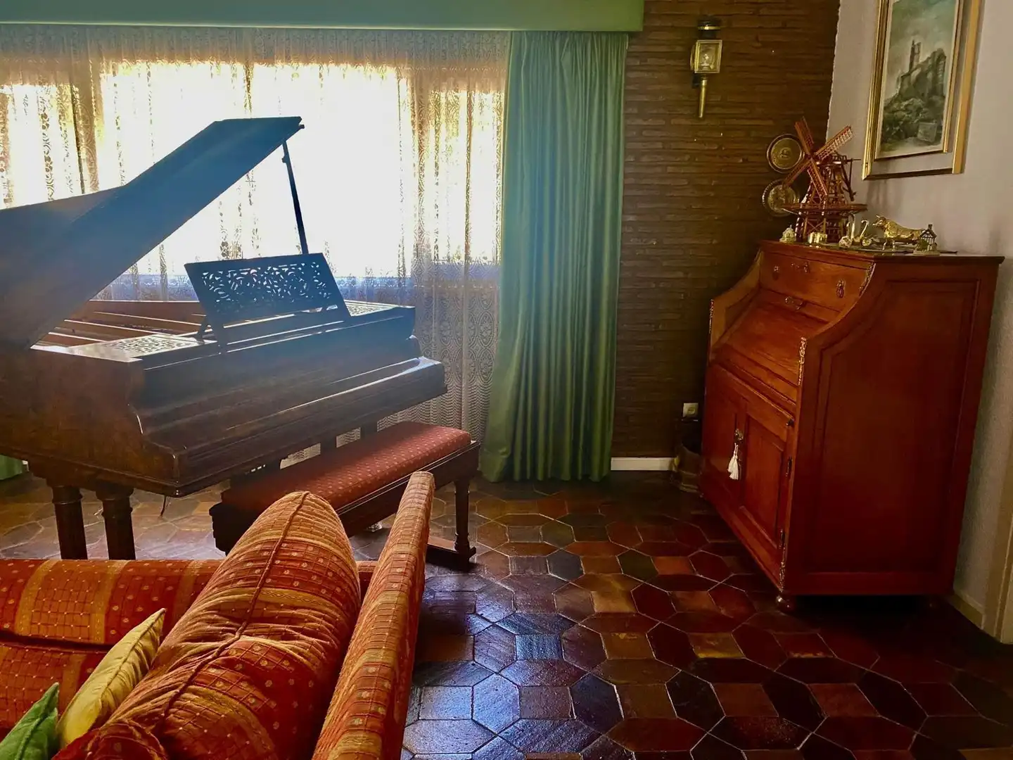 Sala de estar de Casa o chalet en venta en Fuengirola con Aire acondicionado, Jardín privado y Trastero