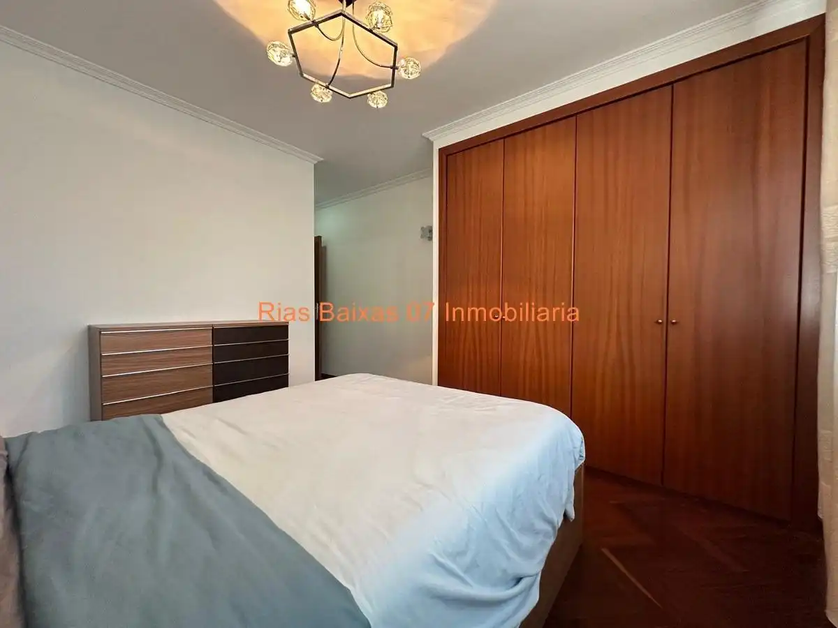 Habitación de Piso en venta en Vigo  con Calefacción