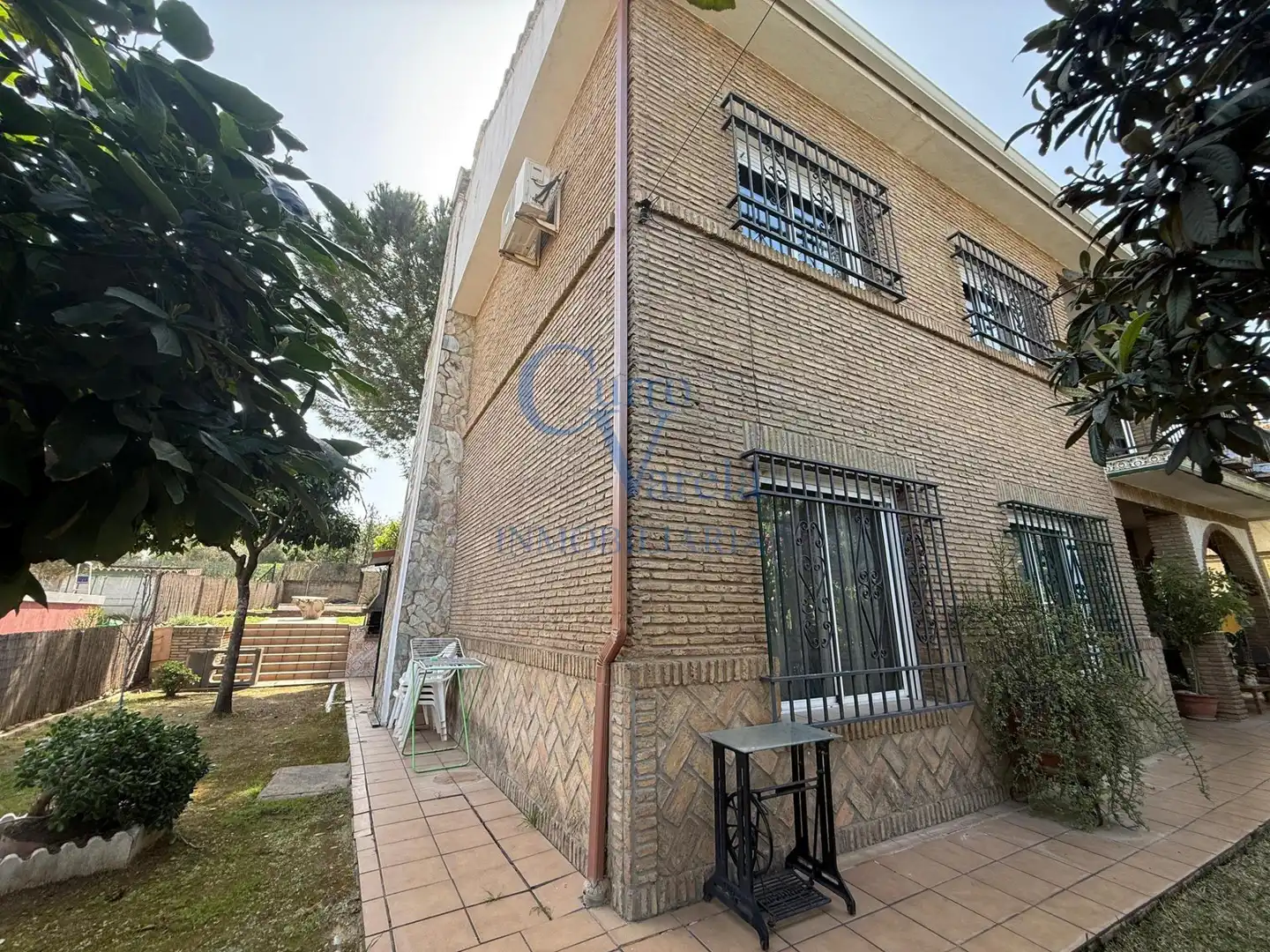 Vista exterior de Casa o chalet en venta en Montequinto con Aire acondicionado, Calefacción y Jardín privado