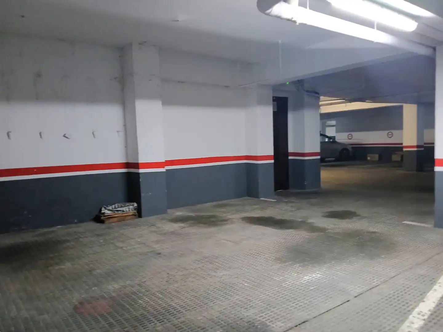 Parking of Flat for sale in Sabadell  with Air Conditioner, Heating and Terrace