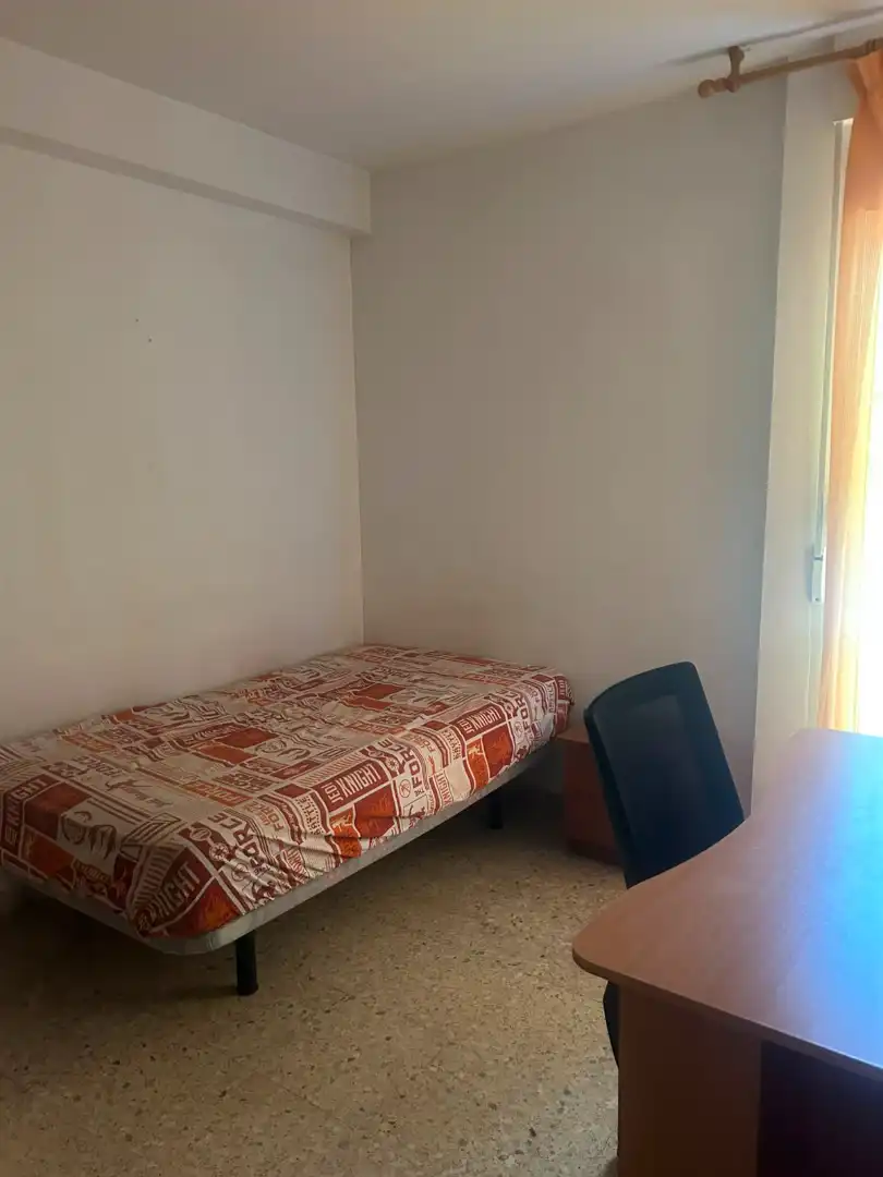 Habitación de Piso en venta en Jaén con Amueblado y Balcón
