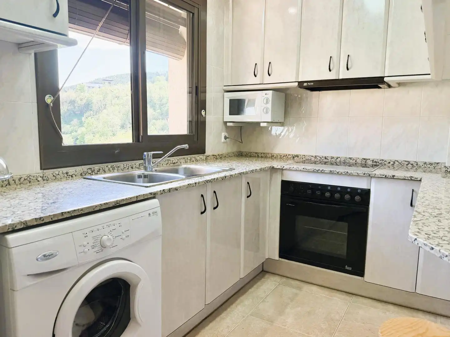 Cocina de Piso en venta en Bagà con Calefacción, Amueblado y Horno