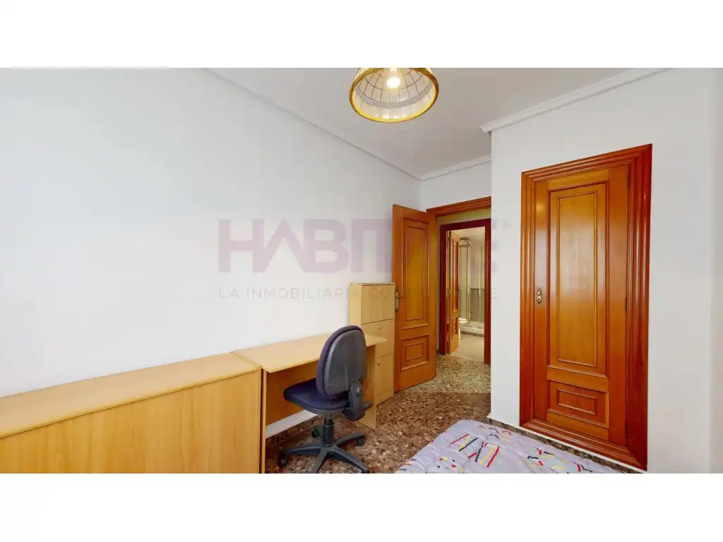 Habitación de Piso en venta en Quatre Carreres