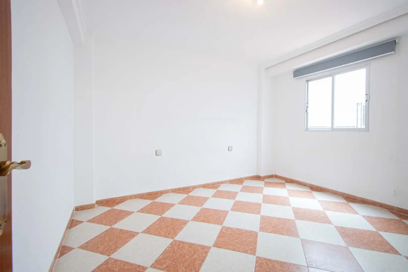 Habitación de Casa adosada en venta en Sevilla con Aire acondicionado y Balcón