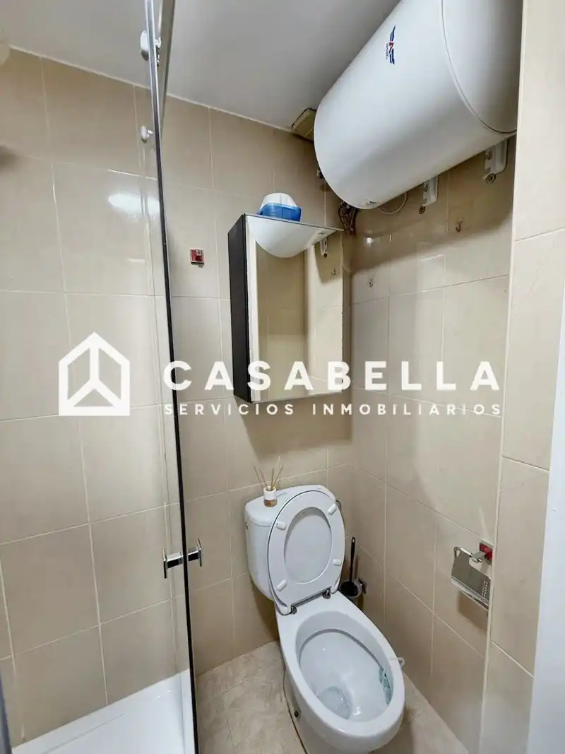 Bathroom of Flat for rent in El Pla del Real