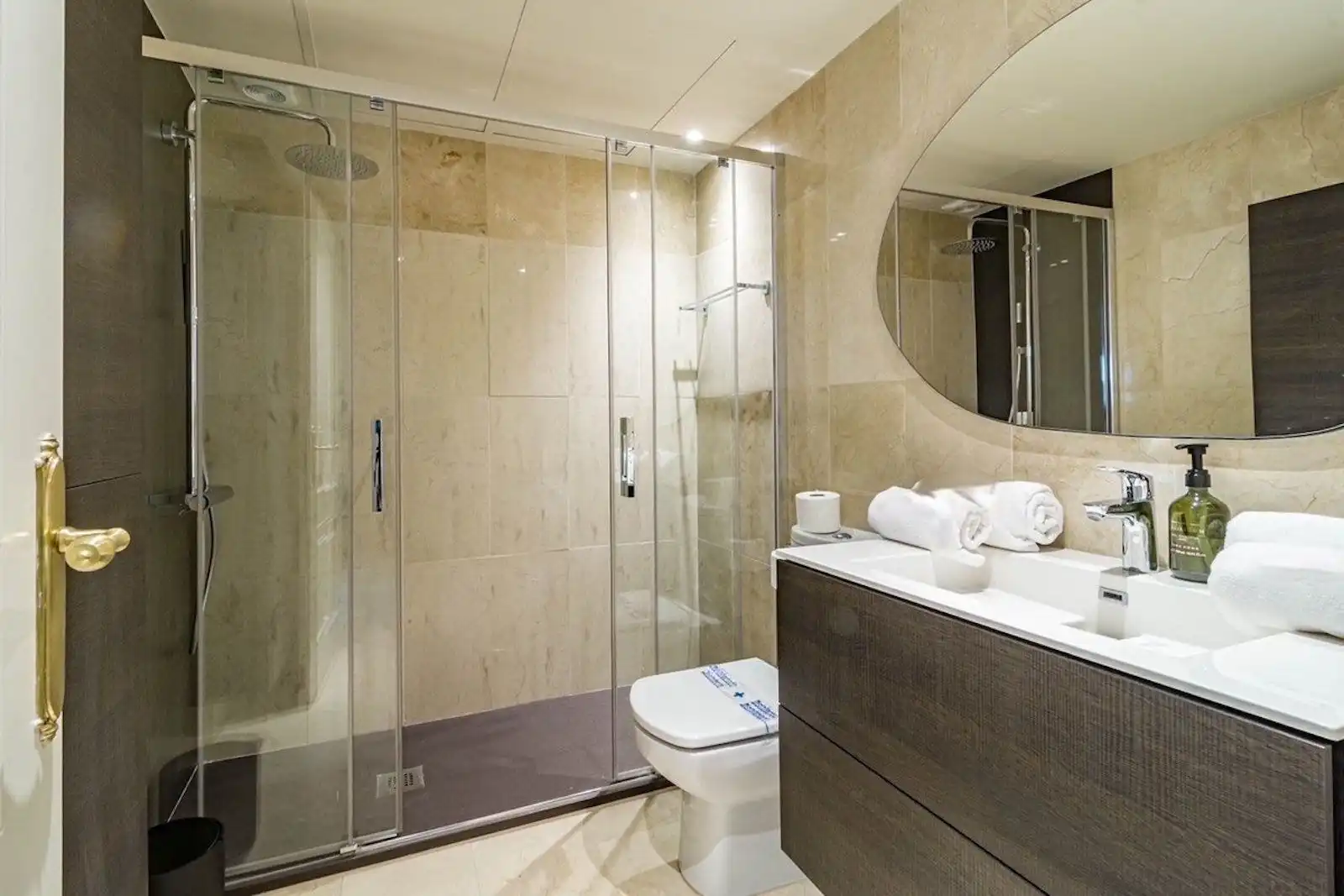Baño de Ático en venta en Marbella con Aire acondicionado, Amueblado y Piscina comunitaria
