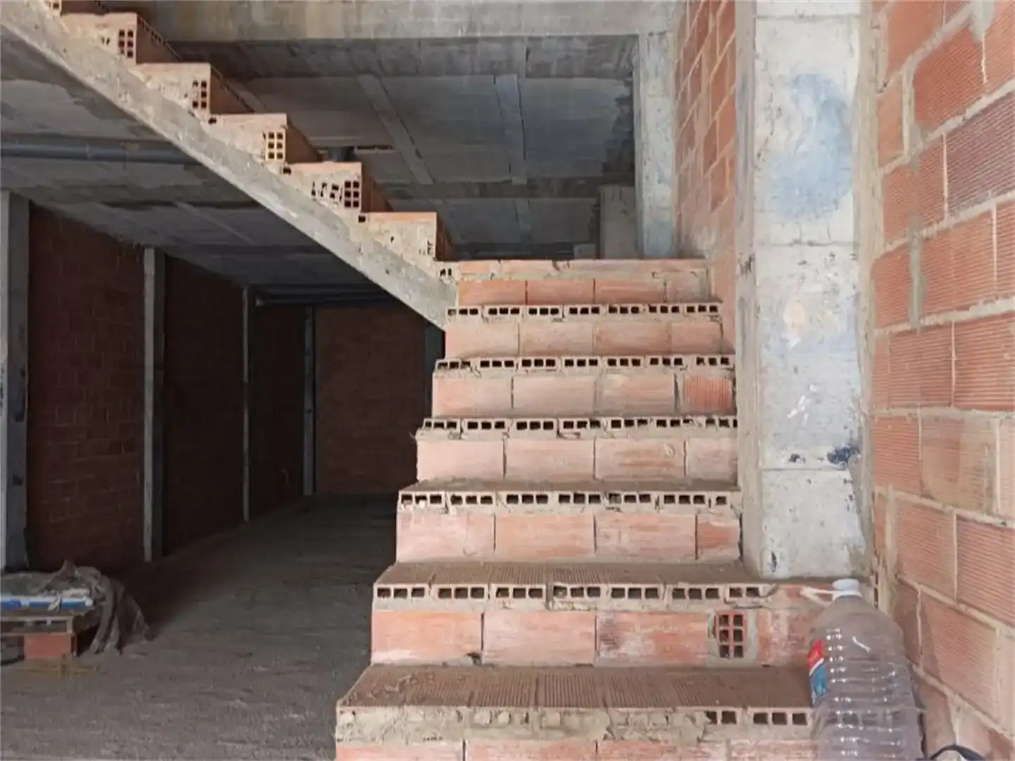 Detached homes for sale in Benifaió, Valencia