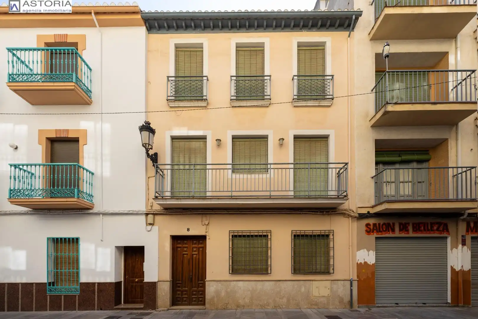 Casa con terraza en venta en Calle Calle Cristóbal Colón 8, imagen 3